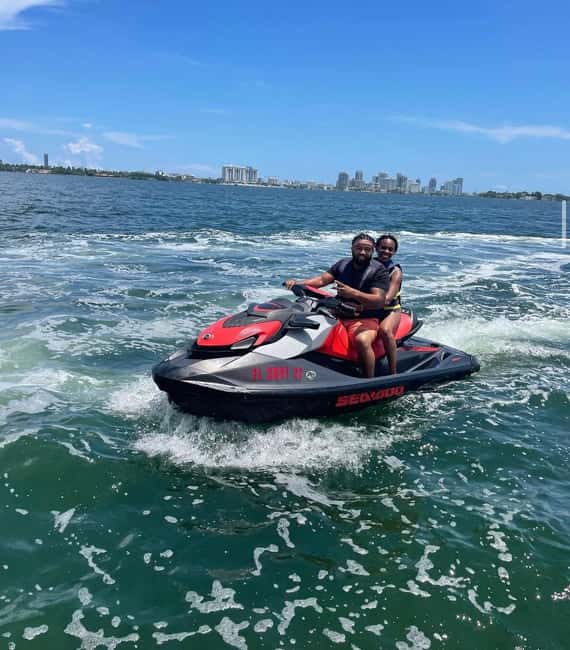 1 Hour Jetski + 30 Minutes Free Boat Ride - Jet Ski Time in Miami Bay for $40, Plus the Free Boat Ride