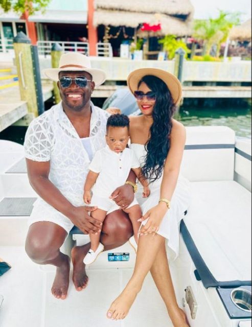 1 hour Miami Private Boat Ride with champagne and captain - Your 1-hour route: what you can realistically expect to see