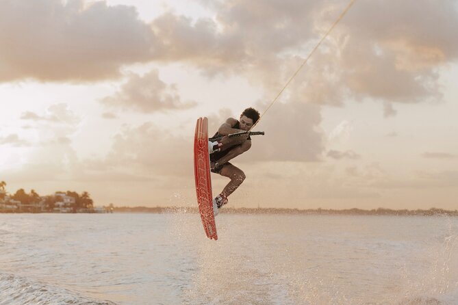 1-Hour Private Wakeboard Lesson in Miami Beach - Miami Beach Conditions and What to Bring for a Smooth Session