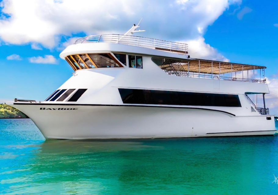 100ft 200 passenger 3 story mega yacht w open bar at Bayside - A 100-Foot, Three-Story Yacht: What “200 Passengers” Really Feels Like