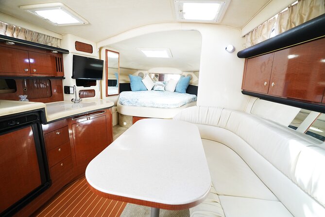 2 Hour Serenity and Scenery Yacht Cruise Miami - Timing rules that can make or break the experience