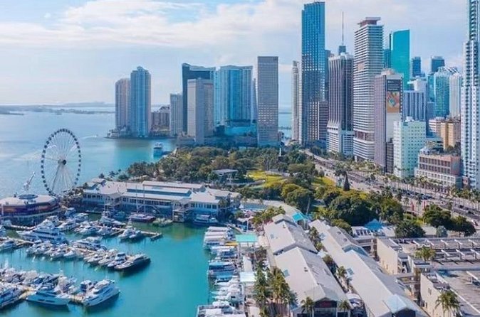 3 Story 100ft Hip Hop Yacht Party with 3 Hour Open Bar - Timing and Lines: A Practical Way to Avoid a Bad Mood