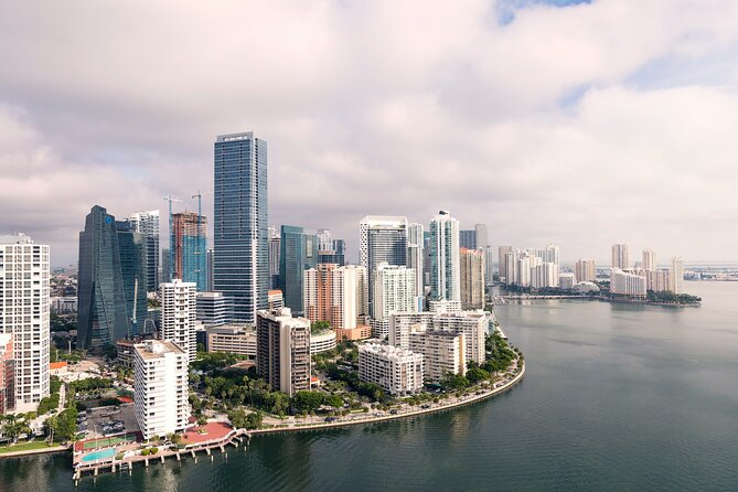40-Minute Private Luxury Miami Beach Airplane Tour - Key Biscayne and the lighthouse: golden beaches with big-sky views