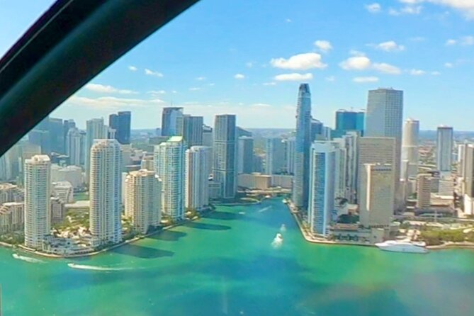 40-Minute Private Luxury Miami Beach Airplane Tour - Palm Island: multi-million-dollar homes and private-dock vibes