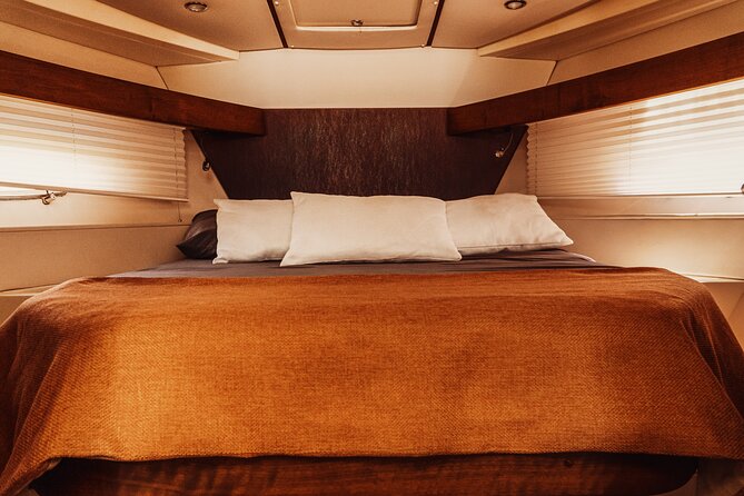 40' Sealine Cruise with Captain and Stew - Miami Beach Highlights: Ocean Views Plus the Art Deco Backdrop