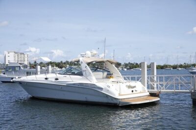 45 Ft Private Yacht Rental in Miami - Biscayne Bay Route: Islands, Coves, Inlets, and Skyline Views