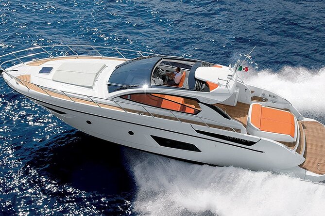 52' Azimut Yacht Charter - Quick hits before you go