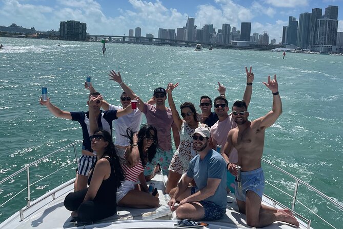 65ft Yacht Charter in Miami - Where you meet and how the day runs (including dinner options)