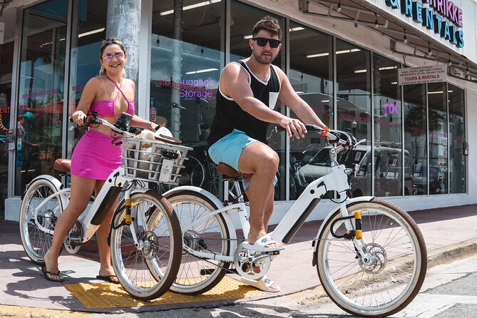 Electric Bike Tour in South Beach - South Pointe Park: a quick green breather at the southern tip