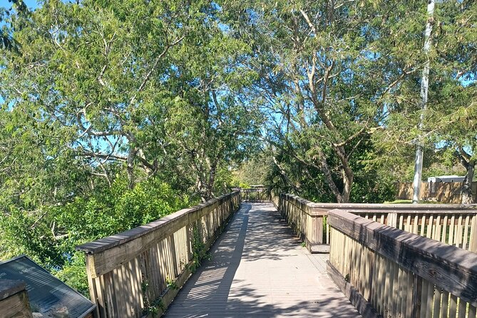 Everglades Eco Airboat Tour-Small Group & 2 Private Islands - Miccosukee Indian Village Store and a Quick Reservation Drive