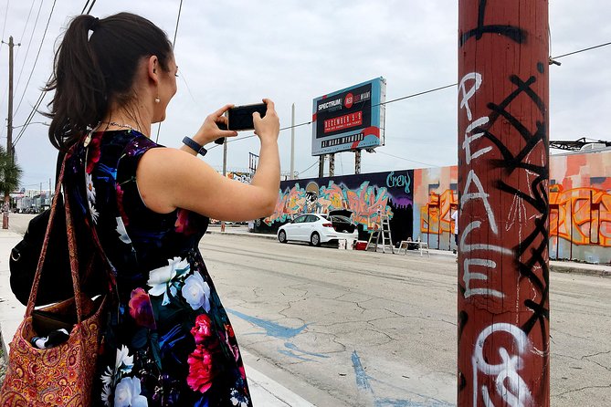 Explore Wynwood with local artist - Wynwood in One Hour: what you’re actually signing up for