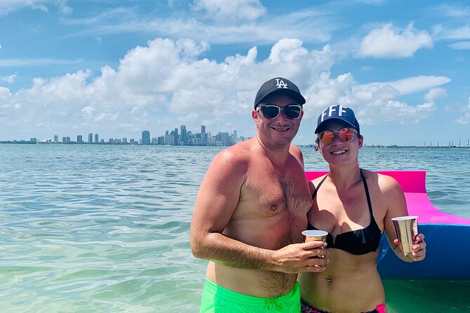 Fun Boat Rental with Captain in Miami Beach - up to 6 people - Where You Meet and How the Timing Feels On Arrival