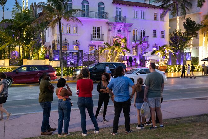 Hollywood Meets Miami Beach Movie and Tasting Tour - Stop 1: Ocean Drive’s Seven-Block Movie Walk