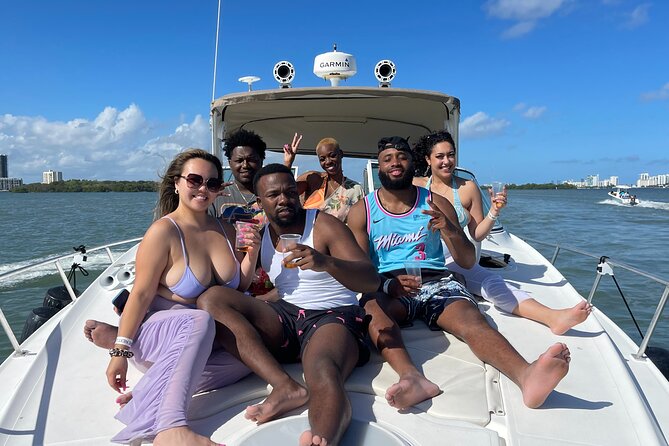 Island Fun Yacht Rental in Miami Beach - What Happens During the 4 Hours (The Simple Flow You Can Expect)