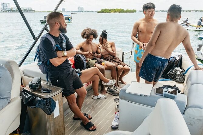 Jet Ski Miami: Experience the Ultimate Water Fun - Your 1-Hour Flow: From 1635 N Bayshore Dr to Skyline Returns