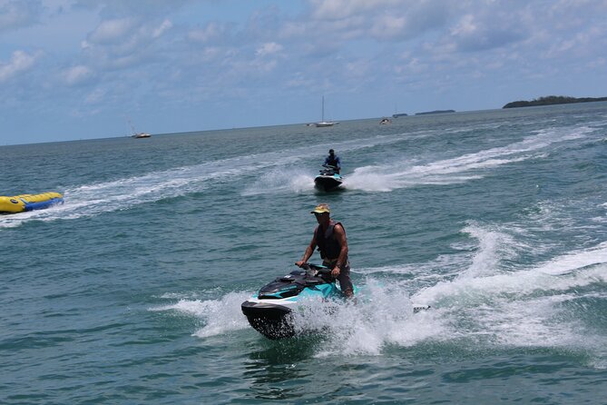 Key West Tours from Miami: Dolphin Discovery, Snorkeling & More ! - The Coach Ride: Views, Timing, and That Very Cold A/C