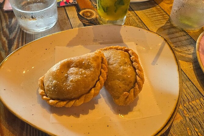 Little Havana Walking Tour – Food Tastings, Traditions & Music - D’Asís Guayaberas: the guayabera as portable Cuban identity