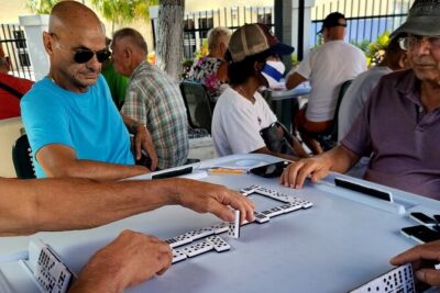 Little Havana Walking Tour for History Buffs - Cuban Memorial Boulevard Park and Tower Theater: monuments plus a 1926 landmark