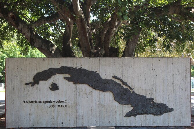 Little Havana Walking Tour for History Buffs - Who should book this Little Havana walk