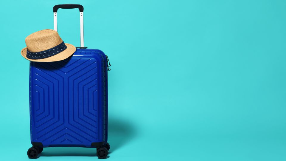 Luggage Storage close to Port of Miami - What You Actually Pay: $9 Per Person and the Bag-Adult Rule