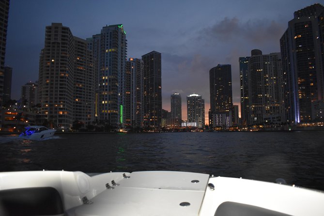 Luxury Charter + Access to Hidden Gems in Biscayne National Park - Dock & Dine: when you want a sunset cocktail with reservations handled