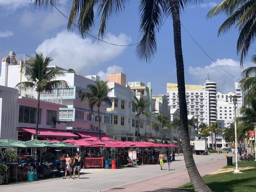 Miami: 2-Hour Art Deco Bike Tour - What to Bring (and What to Leave Behind)