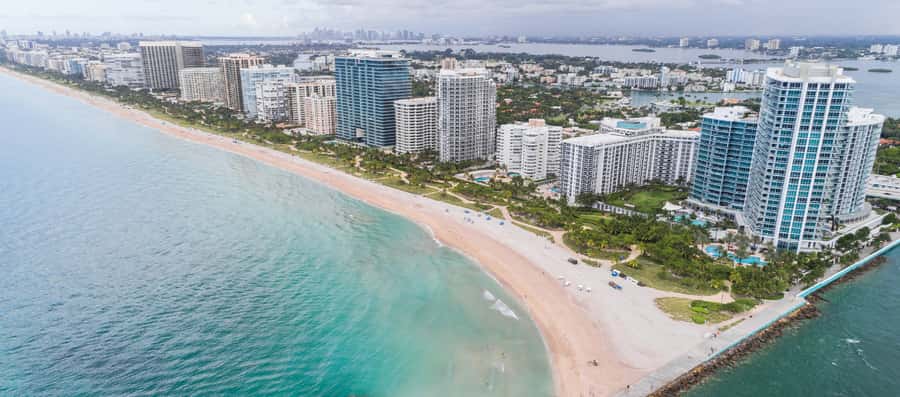Miami 50-Minute Airplane Tour: Beaches, Islands & Downtown - The Takeoff Stretch: Coral Gables and Coconut Grove Views