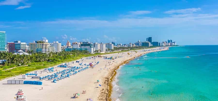 Miami 50-Minute Airplane Tour: Beaches, Islands & Downtown - Bal Harbour and Indian Creek: Pristine Coast Meets Billionaire Views