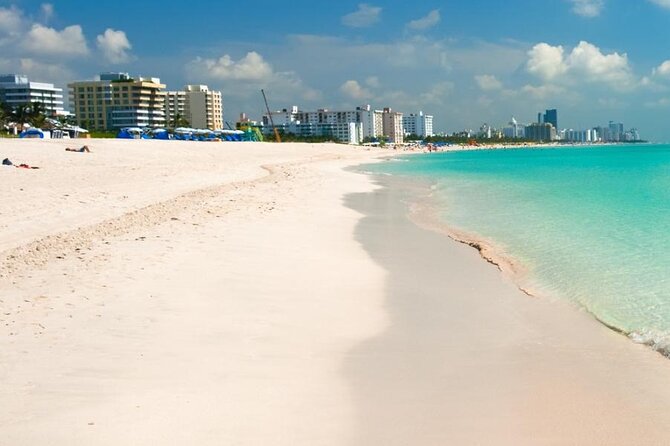 Miami Airport Executive Transfer Service - Cruises, South Beach Days, and Big Luggage Moments