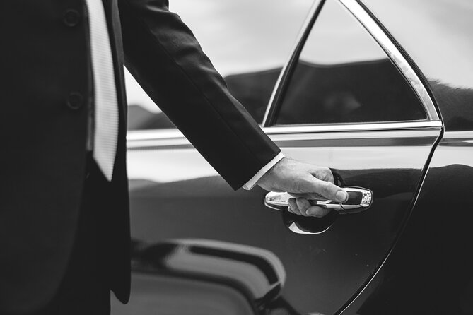 Miami Airport Private Transfer To Miami Beach - Luggage Help and the Little Details That Save Time