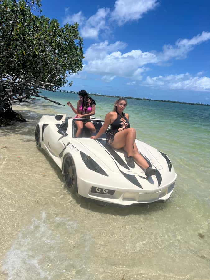 Miami Beach: 1 Hour Jetcar Rentals & 30min Celeb Boat Tour - Your 1-hour Jetcar in pristine blue water: learn fast and go for it