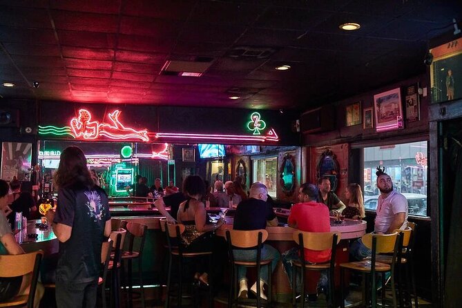 Miami Beach Bar Tour: Art Deco & Neon Lights by Local Historian - One Full Hour on Ocean Drive: Colony Hotel, Versace Mansion, and The Carlyle
