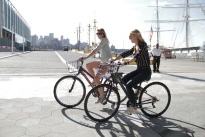 Miami Beach: Bike or eBike Rental with Map - Getting started at Unlimited Biking on Washington Avenue