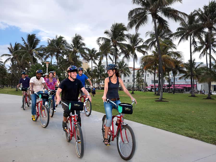 Miami Beach: Guided Bike Tour with Food Tasting (Adults) - Holocaust Memorial stop: a respectful, brief moment in the route