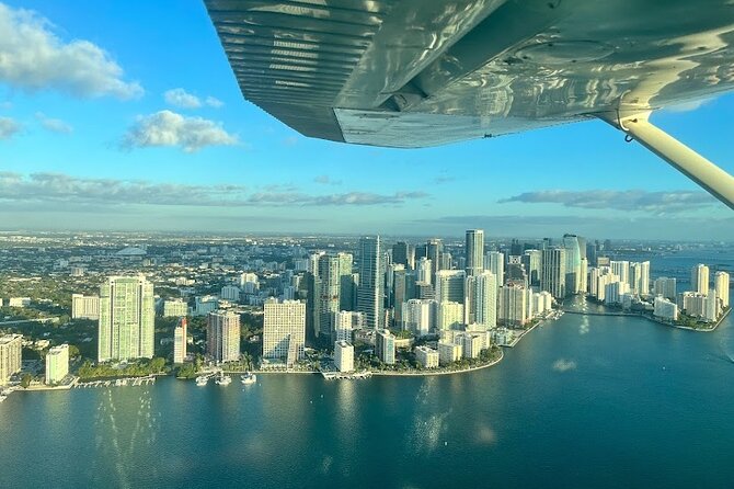 Miami Beach: Luxury Plane Tour with Free Champagne - Why a private Cessna ride feels like VIP Miami