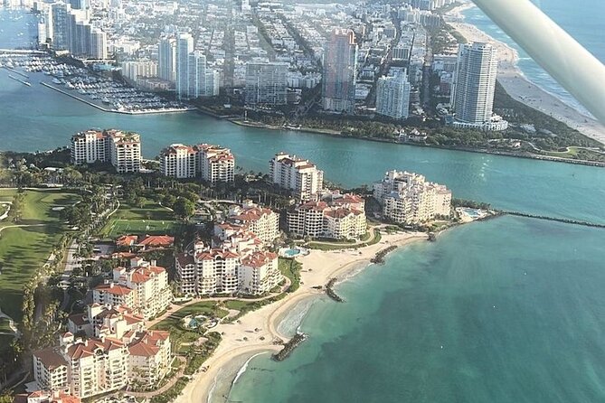 Miami Beach: Luxury Plane Tour with Free Champagne - Who should book this private Miami plane tour