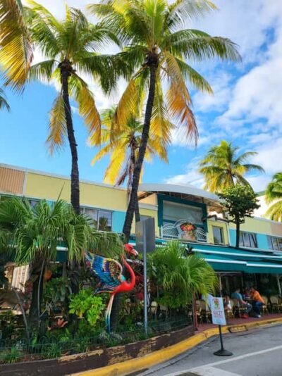 Miami Beach/ Miami: private city tour - Miami Design District: fashion-area views and architecture