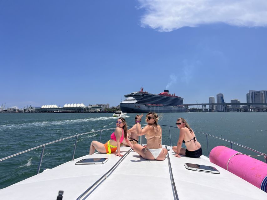 Miami Beach: Private Yacht Rental with Captain - Dolphins, turtles, and manatees: spotting marine life without stressing