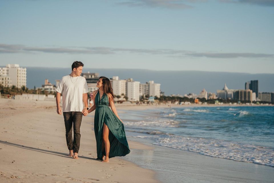 Miami Beach Professional Photoshoot - What you get: 40 final photos plus print-ready files