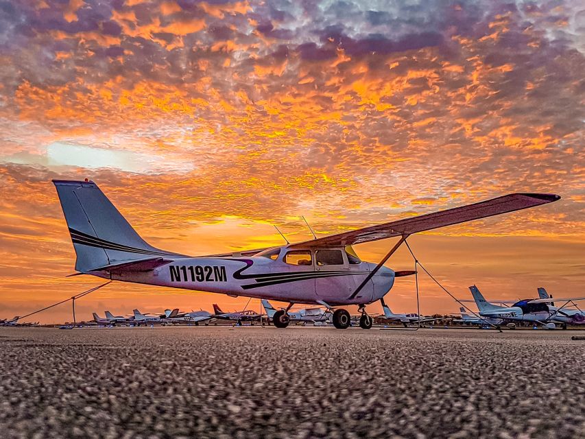 Miami Beach: Romantic Sunset Flight with Champagne - Small group reality: intimacy, weight limits, and solo bookings