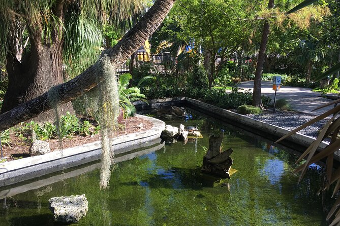 Miami Beach Smartphone Audio Walking Tour - Design preservation and public art: why you’ll keep noticing sculptures and facades