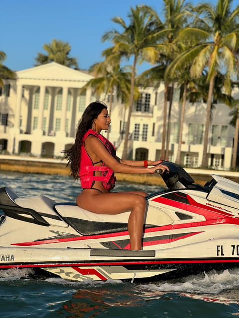 Miami Beach: WaveRunner 1 Hour Rental & 1 Hour Boat Ride - Booking tips: languages, pay-later, and avoiding check-in surprises