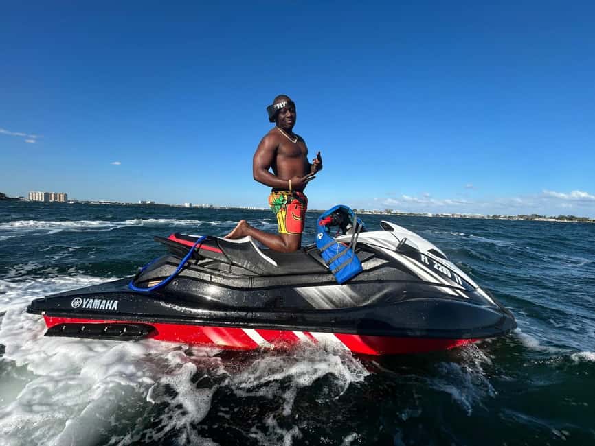 Miami: Biscayne Bay Jet Ski Rental & Free Boat Ride - Riding Solo or With a Friend: Comfort, Control, and the Guide’s Role