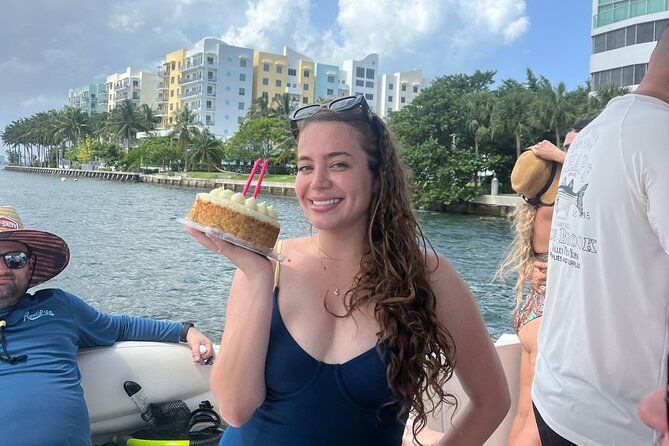 Miami Boat Rental for Day or Sunset Cruise with Captain - Your music, your snacks: how to run the party onboard