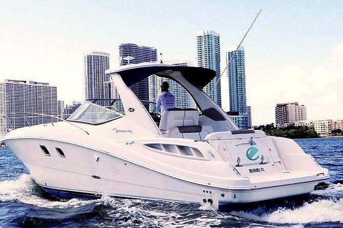 Miami Boat Rental: Fun & Affordable! Day or Night Celebration - What You See: islands, celebrity homes, and skyline views