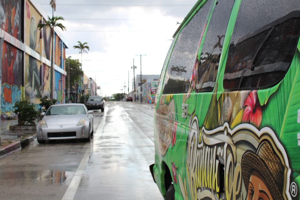 Miami: City Bus Tour with Downtown or Miami Beach Pickup - Art Deco District and Ocean Drive: style plus context