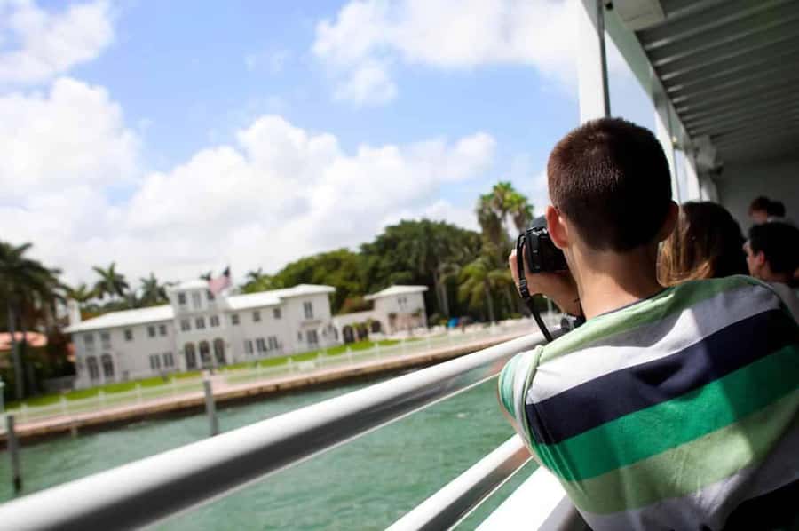 Miami: City Sightseeing and millionaire row boat tour - Miami Beach’s Art Deco Stop: Good for Orientation