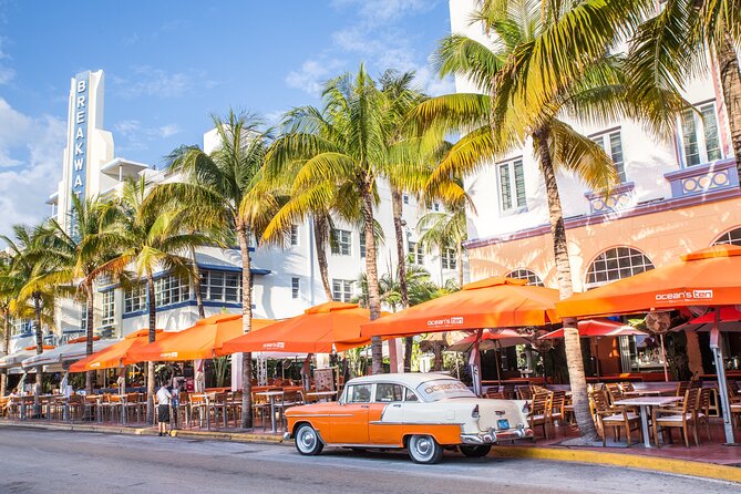 Miami Colors- City Tour with Round Trip Transportation Included - Coral Gables and Coconut Grove: a calmer slice of Miami