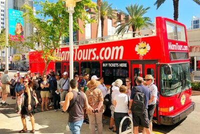 Miami Combo: City Tour, Biscayne Bay Cruise and Everglades Airboat Ride - Bayside Marketplace Lunch Break: Use the Time Wisely