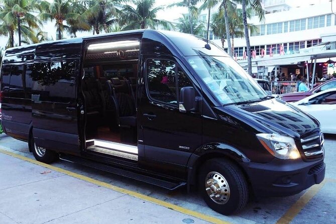 Miami & Ft. Lauderdale Airport Transfer & Transportation Service - The Short Miami and Fort Lauderdale Sections Before Your Flight